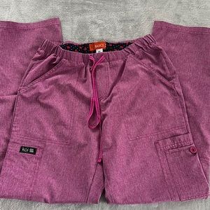 Koi Basics scrub bottom